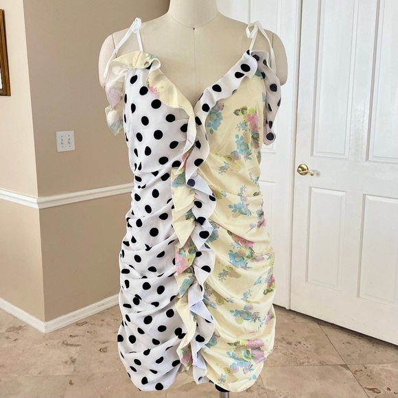 SBetro Ruffle Trim Ruched Polka Dot & Floral Dress - Picture 2 of 4